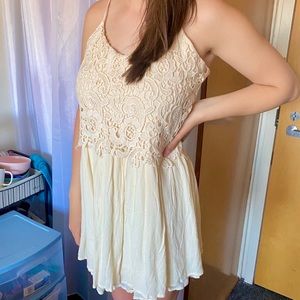 Heartsoul Cream Lace Sleeveless Dress